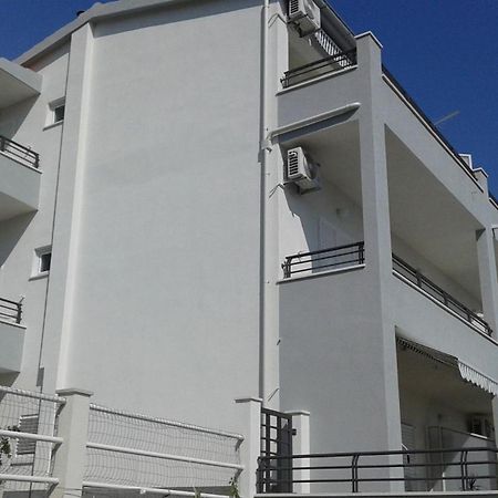 Apartments Josip Baška Voda エクステリア 写真
