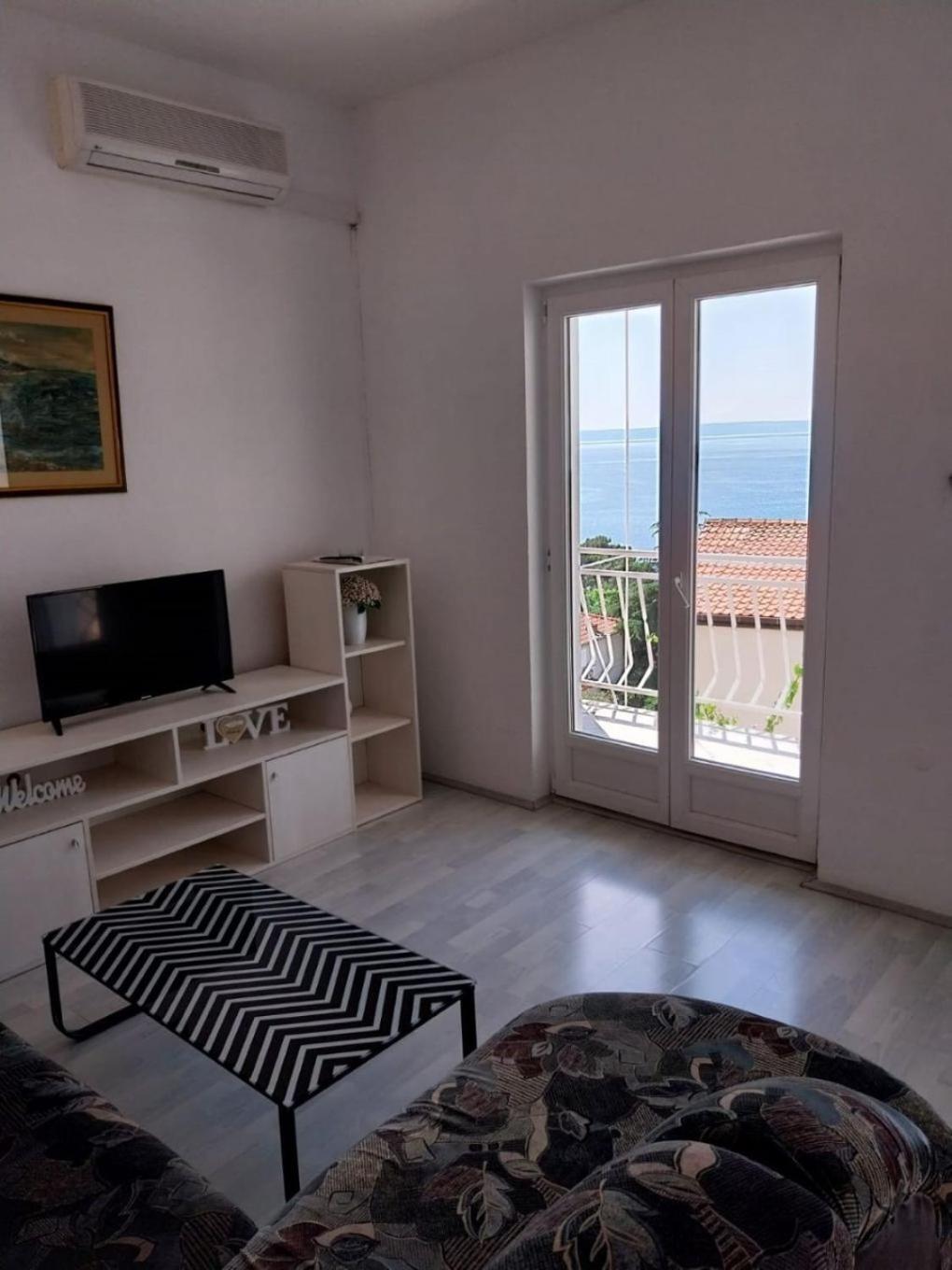Apartments Josip Baška Voda エクステリア 写真