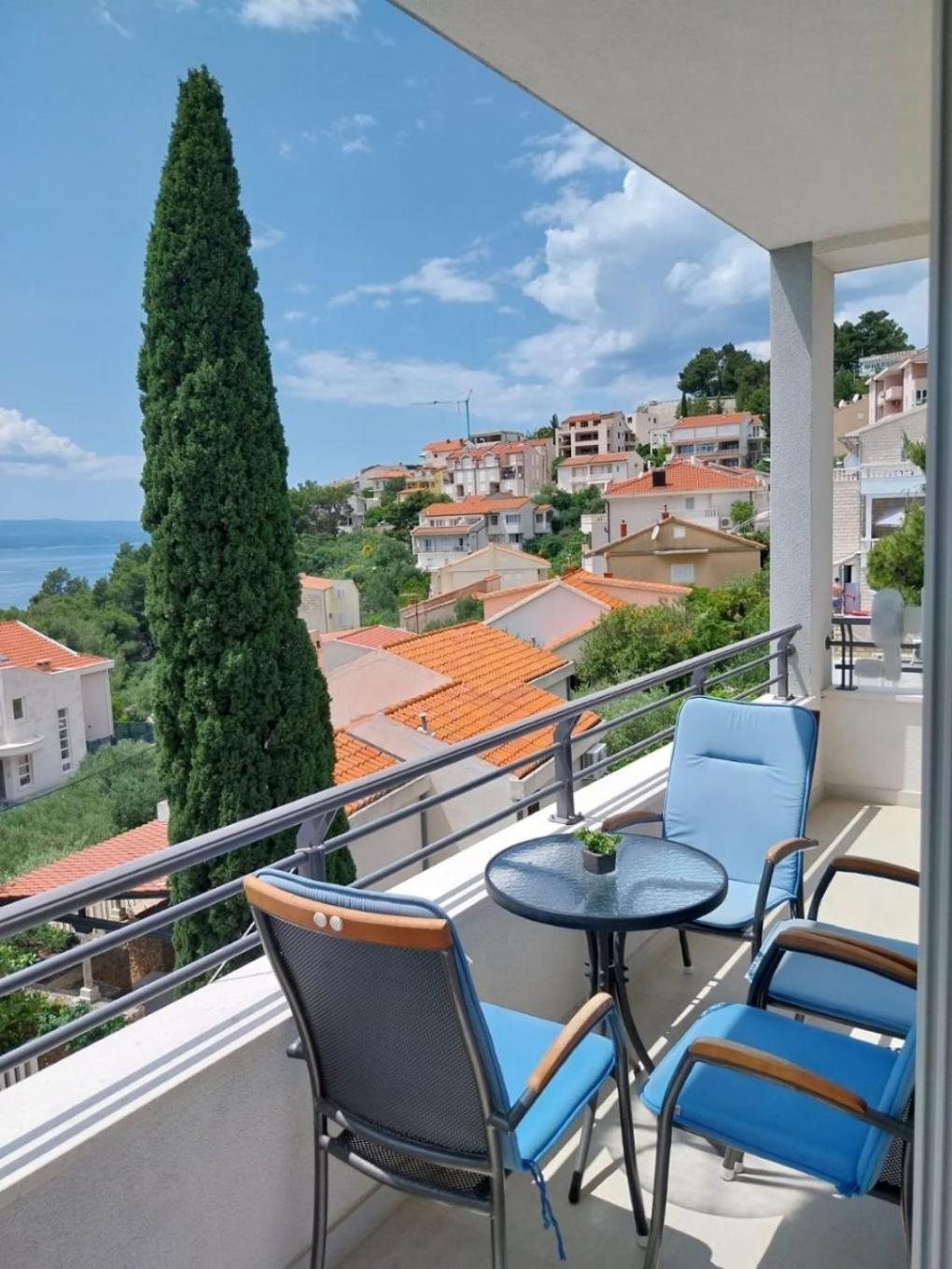 Apartments Josip Baška Voda エクステリア 写真