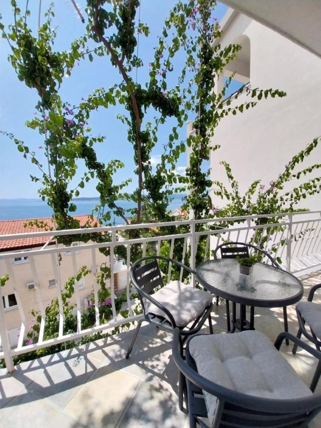 Apartments Josip Baška Voda エクステリア 写真